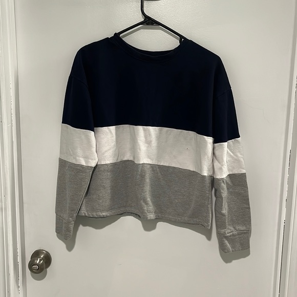 Women’s sweater - Picture 1 of 3